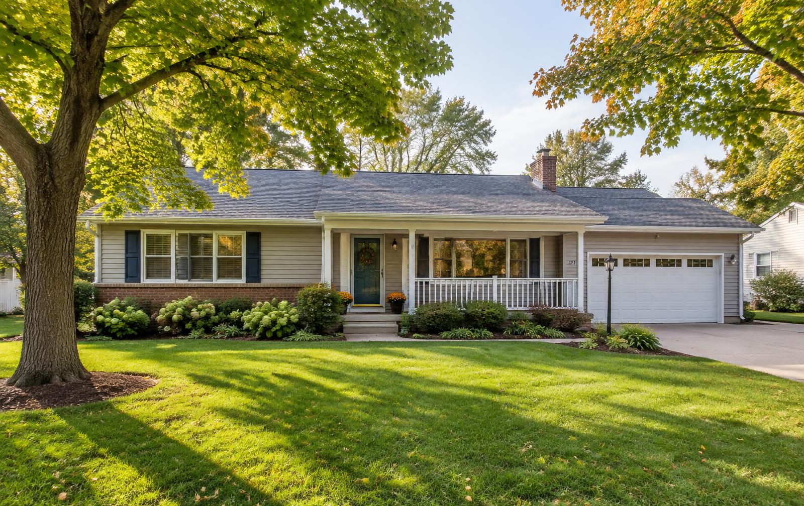 3 Bed / 2 Bath Homes